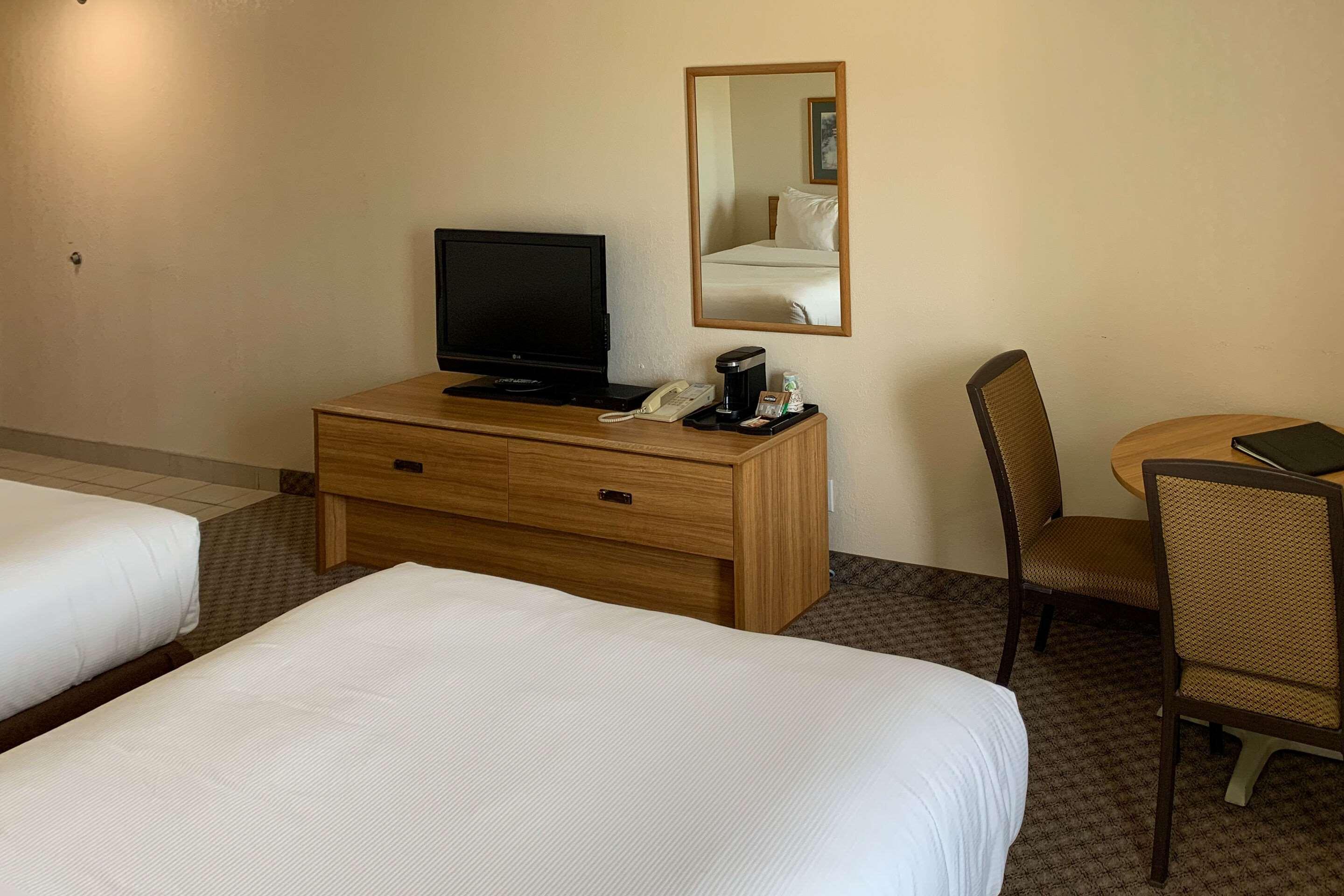 Hotel Super 8 By Wyndham Greensburg