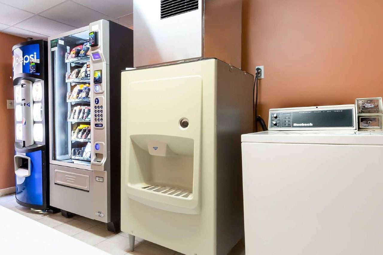 Super 8 By Wyndham Hotel 3*