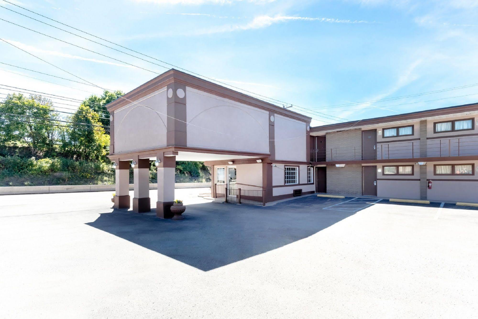 Super 8 By Wyndham 3* Greensburg